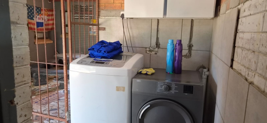 3 Bedroom Property for Sale in Stilfontein Ext 1 North West